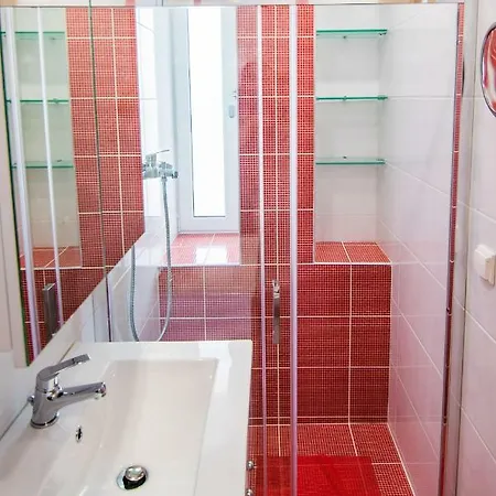 Modern Broumas - A Spacious Haven Appartamento
