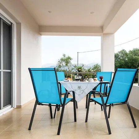 Modern Broumas - A Spacious Haven Keramiaí