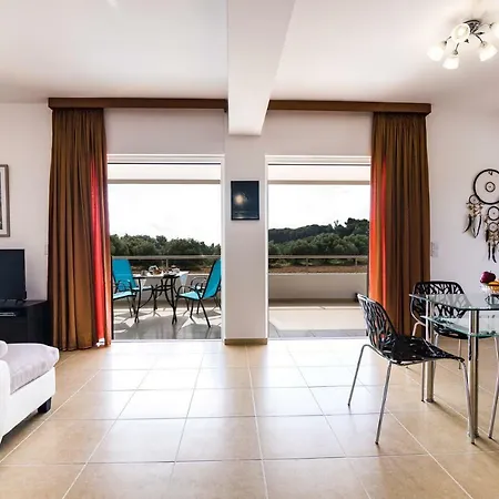 Appartamento Modern Broumas - A Spacious Haven Keramiaí