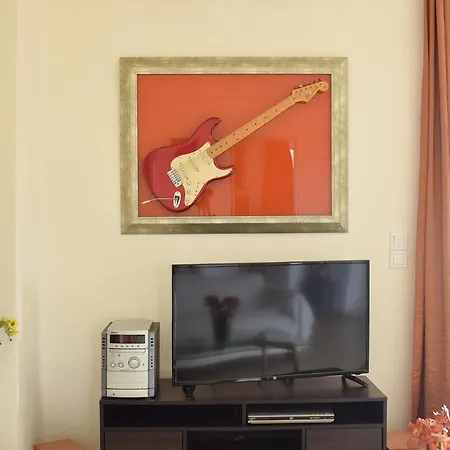 شقة Modern Broumas - A Spacious Haven *